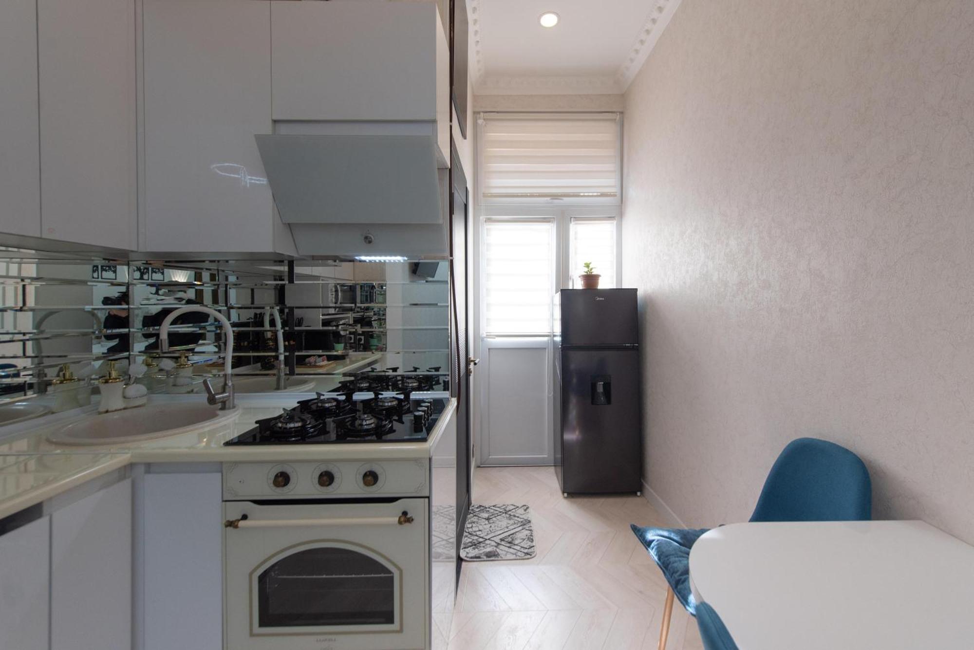 Apartment In Old Тбилиси Екстериор снимка