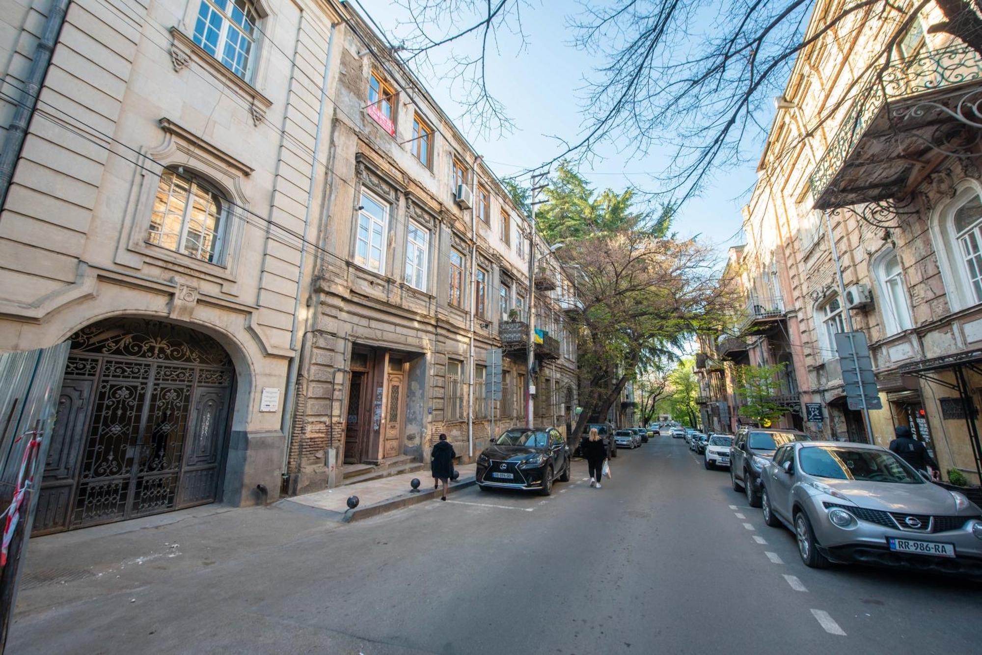 Apartment In Old Тбилиси Екстериор снимка
